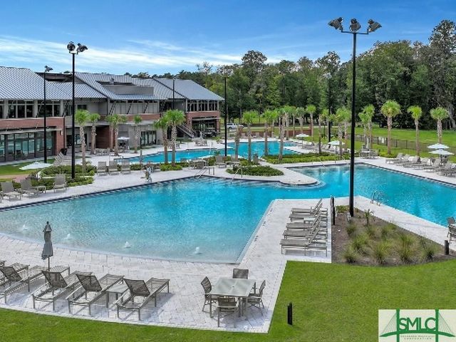 240 Blackjack Oak Drive W, Richmond Hill, GA 31324