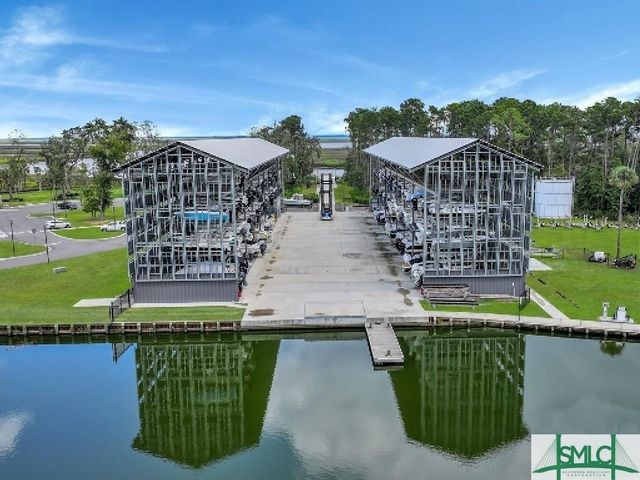 240 Blackjack Oak Drive W, Richmond Hill, GA 31324