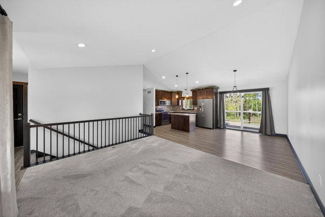 36 Sunnydale Lane SE, Rochester, MN 55904