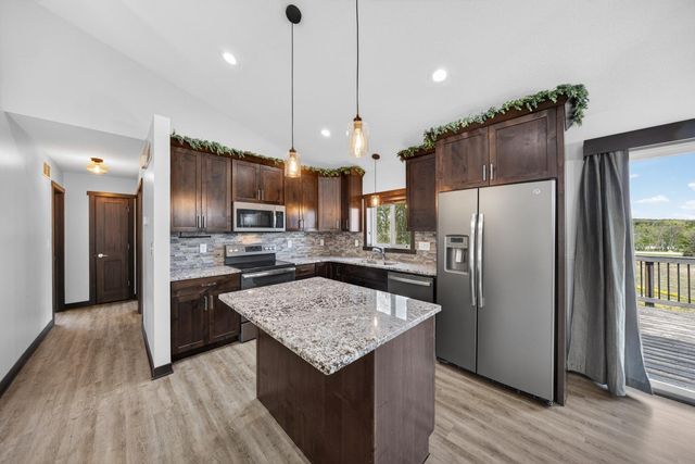 36 Sunnydale Lane SE, Rochester, MN 55904