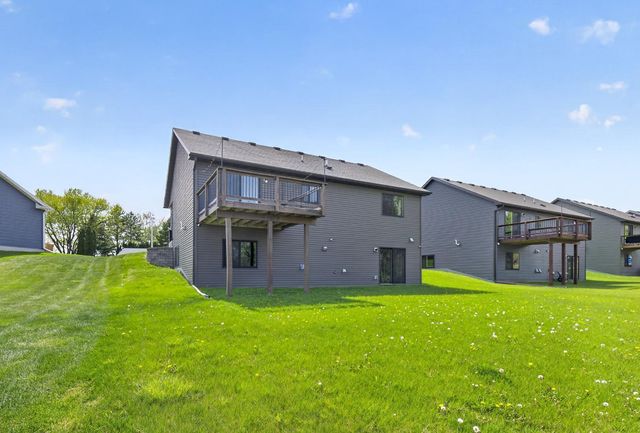 36 Sunnydale Lane SE, Rochester, MN 55904
