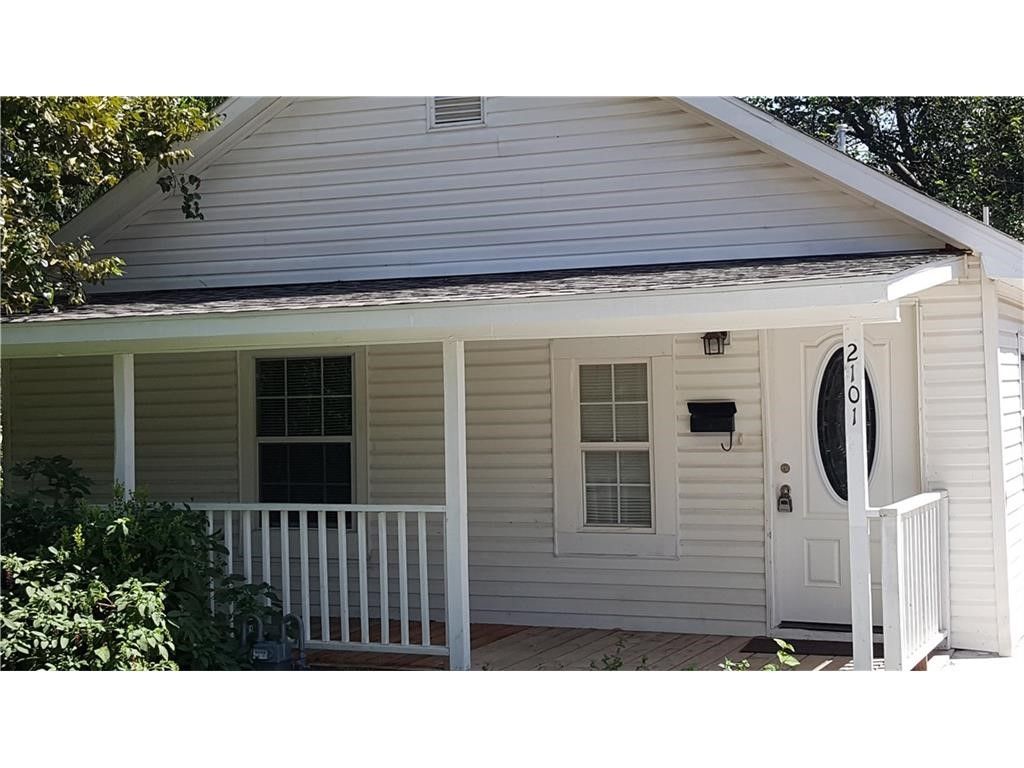 2101 Harrison Avenue, Fort Worth, TX 76110