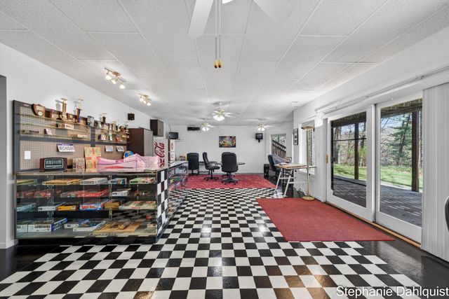 9160 Mill Pond Trail, Whitehall, MI 49461