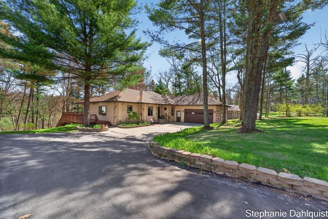 9160 Mill Pond Trail, Whitehall, MI 49461