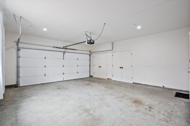 924 Woodside Road, Redwood City, CA 94061