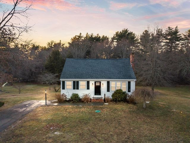 50 Balsam Ave, East Bridgewater, MA 02333