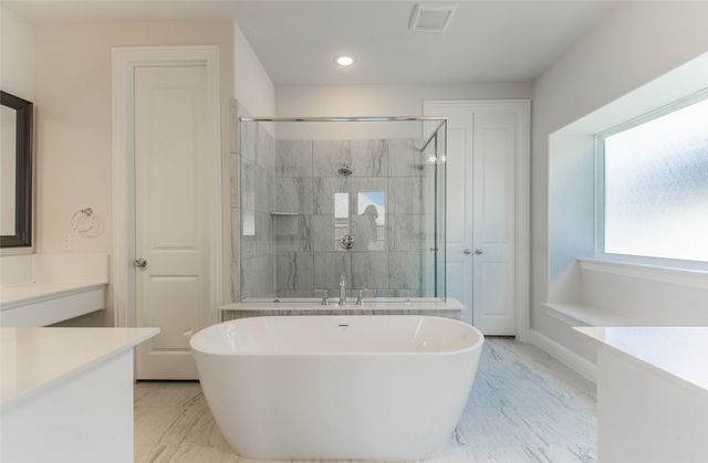 1010 Hunters Creek Drive, Rockwall, TX 75087