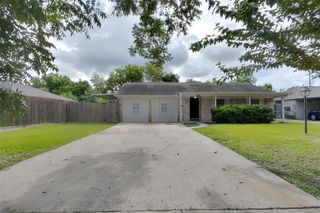 12306 Foxridge Drive, Houston, TX 77037