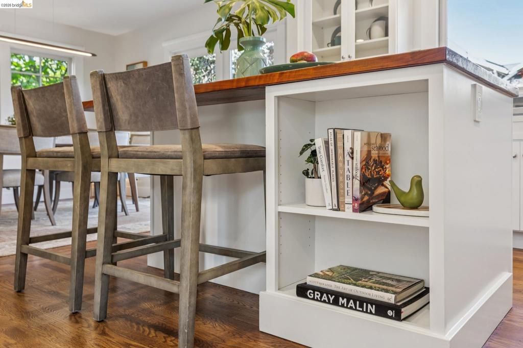 Image 20 of property listing at 949 Ordway Street, Albany, CA 94706