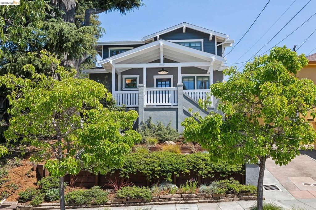 Image 3 of property listing at 949 Ordway Street, Albany, CA 94706