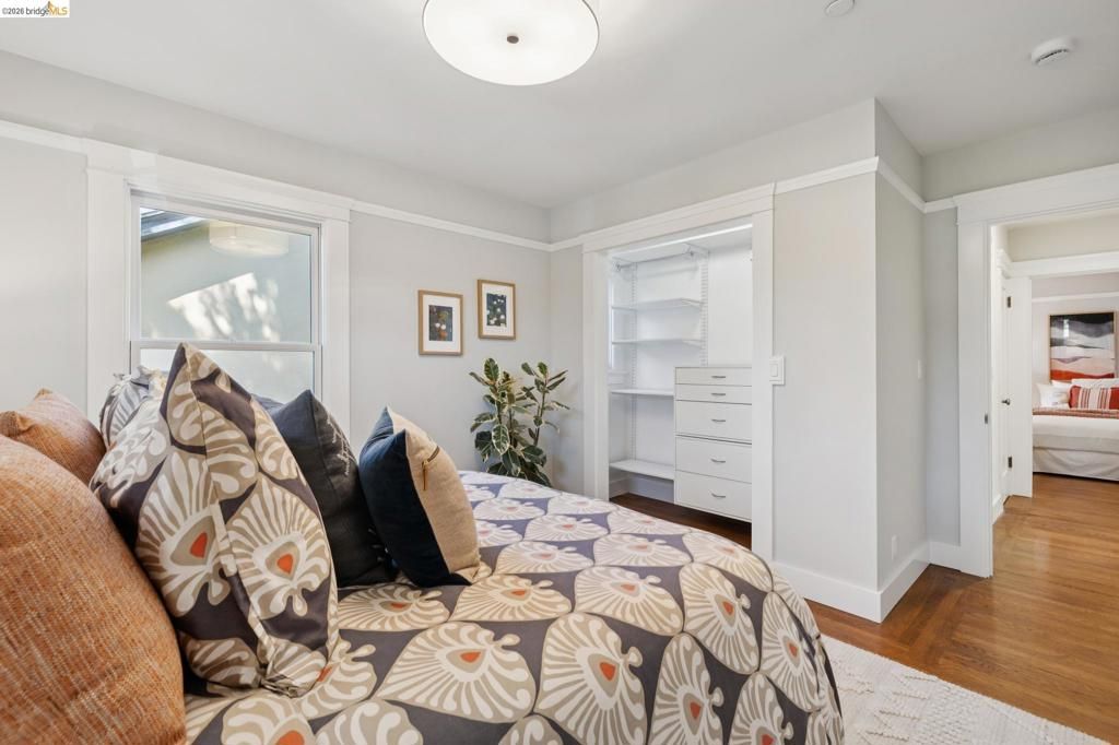 Image 33 of property listing at 949 Ordway Street, Albany, CA 94706