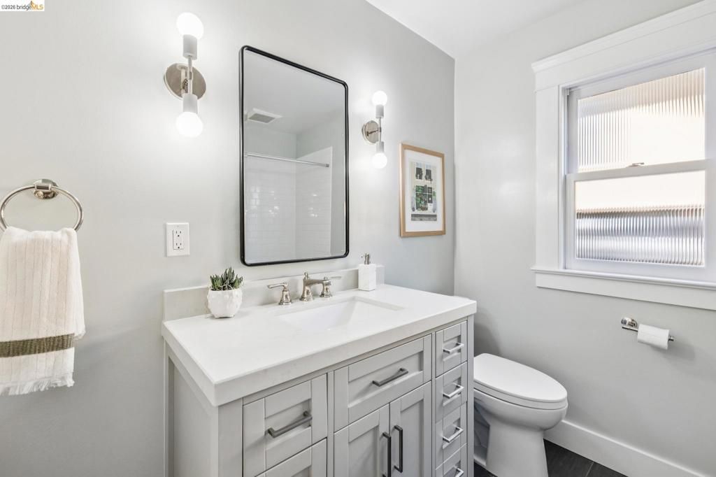 Image 37 of property listing at 949 Ordway Street, Albany, CA 94706