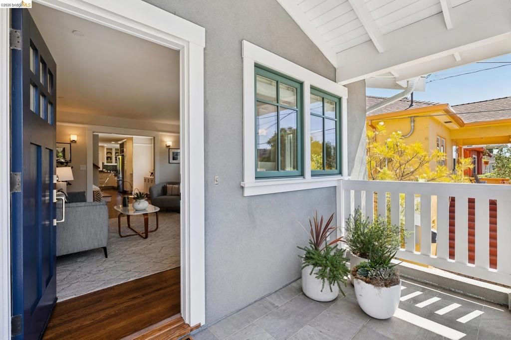 Image 5 of property listing at 949 Ordway Street, Albany, CA 94706