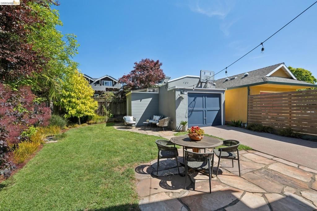 Image 66 of property listing at 949 Ordway Street, Albany, CA 94706