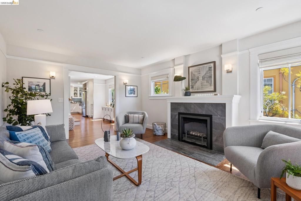 Image 7 of property listing at 949 Ordway Street, Albany, CA 94706