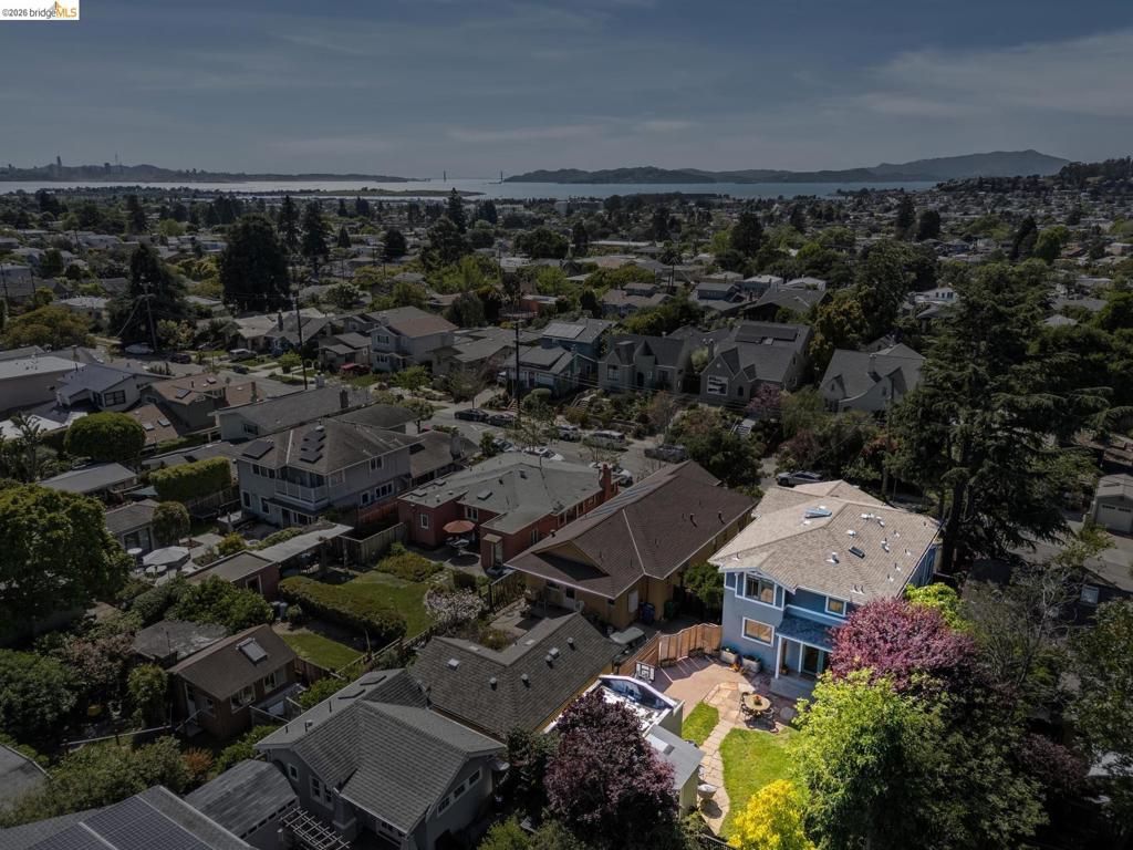 Image 93 of property listing at 949 Ordway Street, Albany, CA 94706