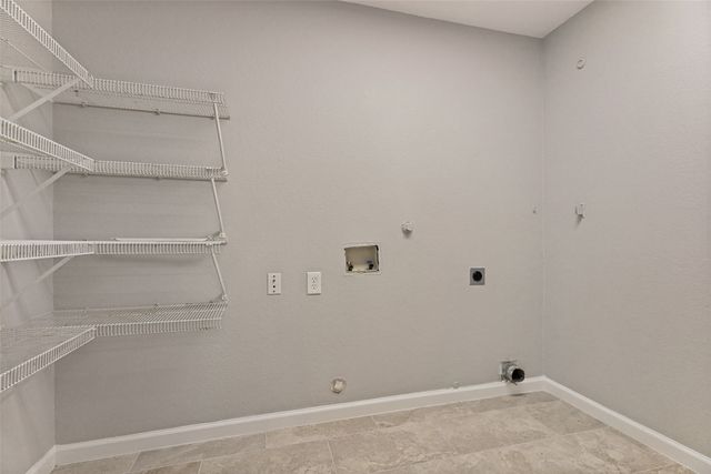 1004 Triple Crown Drive, Fort Worth, TX 76179