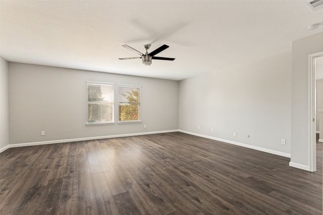 1004 Triple Crown Drive, Fort Worth, TX 76179