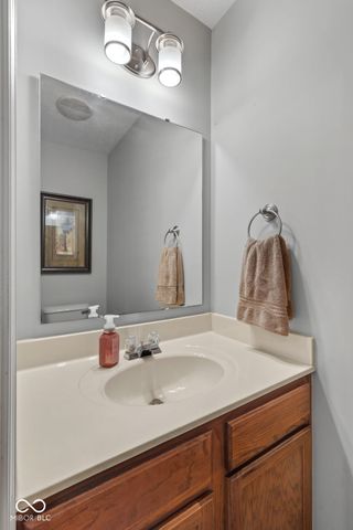 18753 McKeon Court, Noblesville, IN 46062