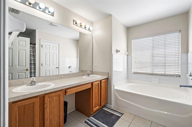 31001 MIDTOWN COURT, Wesley Chapel, FL 33545