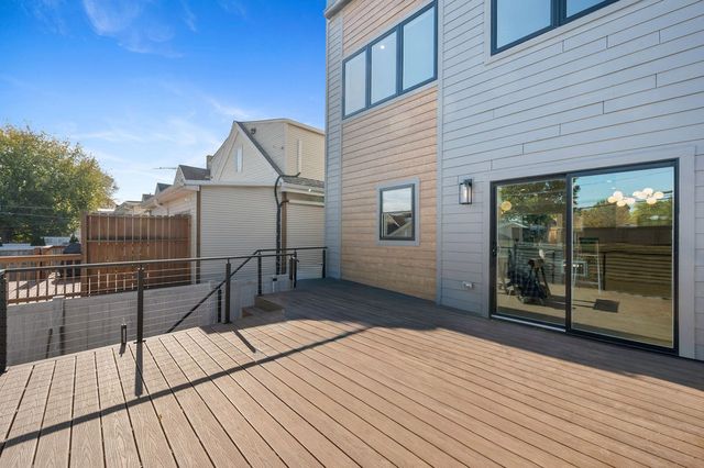 4959 N Merrimac Avenue, Chicago, IL 60630