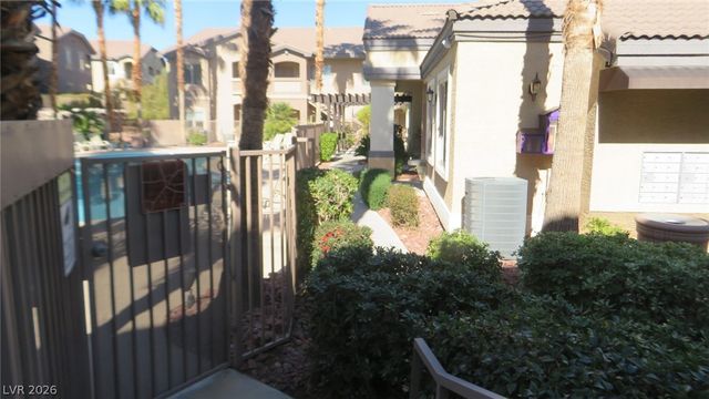 8805 JEFFREYS Street 1051, Las Vegas, NV 89123