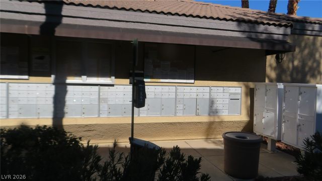 8805 JEFFREYS Street 1051, Las Vegas, NV 89123