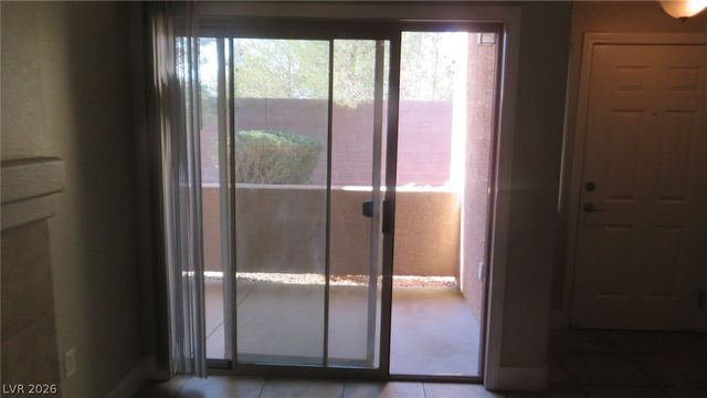 8805 JEFFREYS Street 1051, Las Vegas, NV 89123