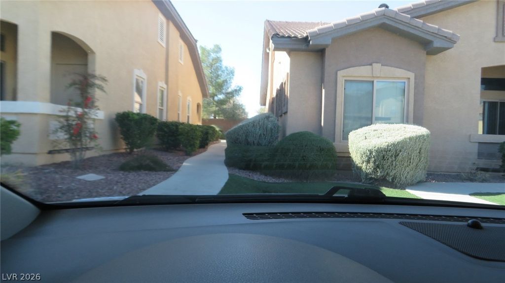 8805 JEFFREYS Street 1051, Las Vegas, NV 89123