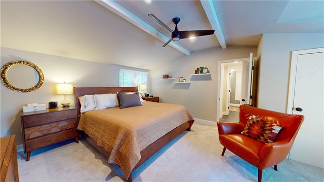 4432 Tomahawk Road, Prairie Village, KS 66208