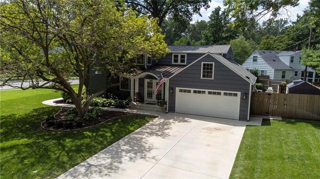 4432 Tomahawk Road, Prairie Village, KS 66208
