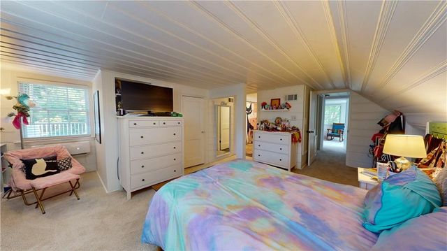 4432 Tomahawk Road, Prairie Village, KS 66208