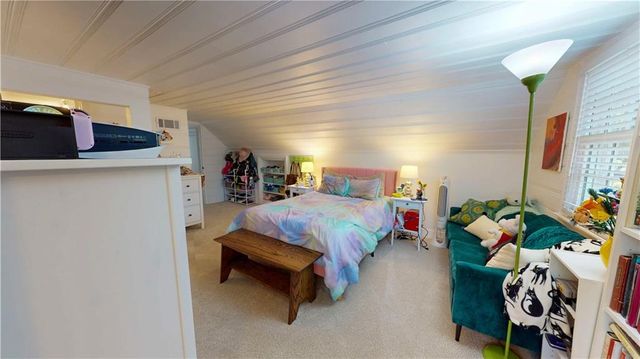 4432 Tomahawk Road, Prairie Village, KS 66208