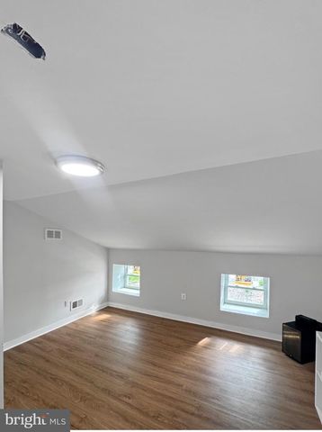 1245 ADAMS AVE, Philadelphia, PA 19124