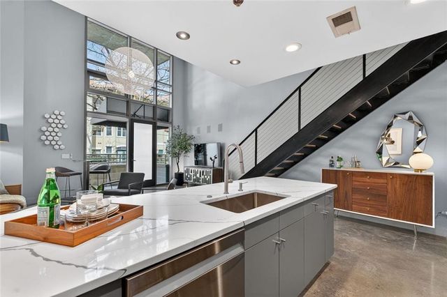 905 Juniper Street NE 115, Atlanta, GA 30309