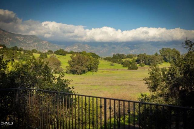 11966 N Ventura Avenue, Ojai, CA 93023