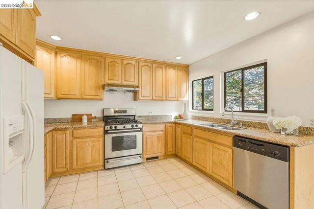 1408 Henry St, Berkeley, CA 94709