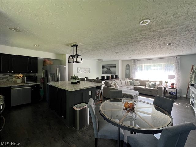 1258 Cherry Lane, Brunswick, OH 44212