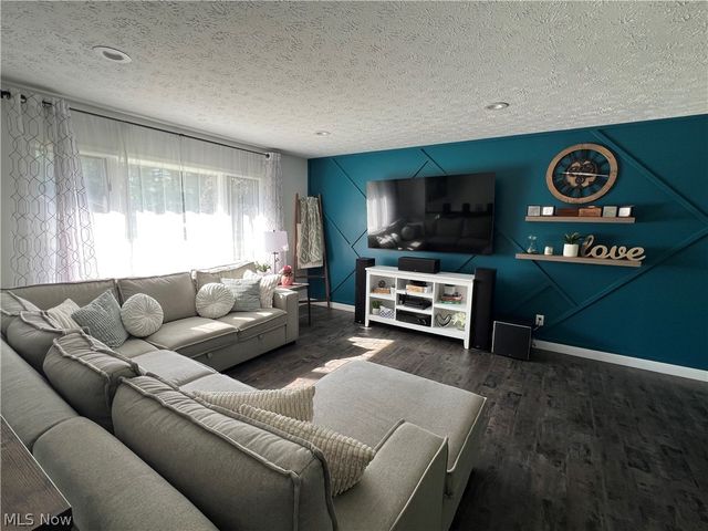 1258 Cherry Lane, Brunswick, OH 44212