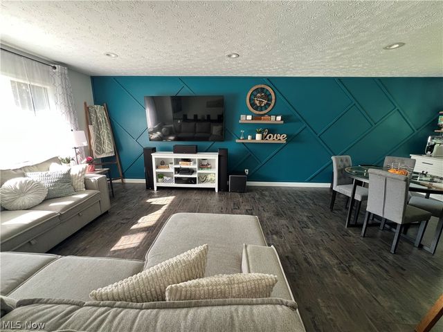 1258 Cherry Lane, Brunswick, OH 44212