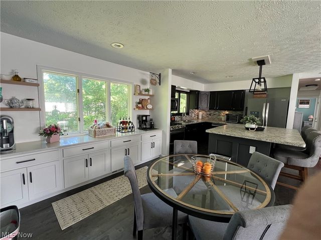 1258 Cherry Lane, Brunswick, OH 44212