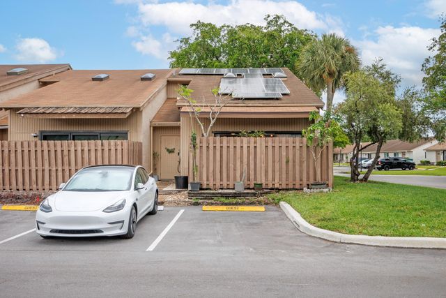 1966 SW 81st Terrace 0, Davie, FL 33324