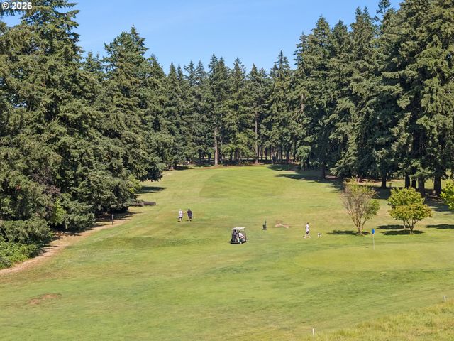 13506 Ne HASSALO St, Portland, OR 97230