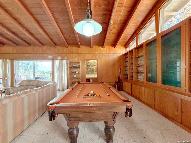 937 Hillcrest, Canyon Lake, TX 78133