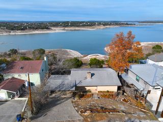 937 Hillcrest, Canyon Lake, TX 78133