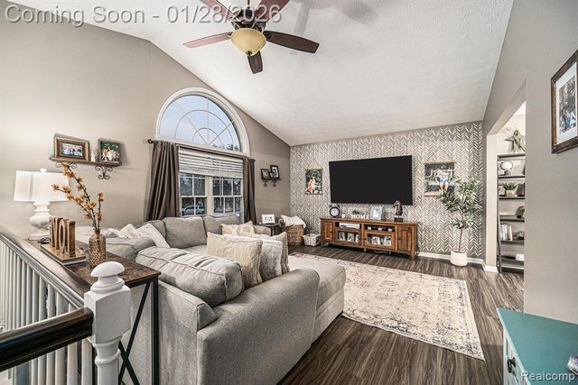 129 Saline River Drive, Saline, MI 48176