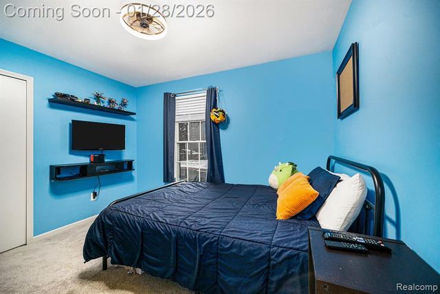 129 Saline River Drive, Saline, MI 48176