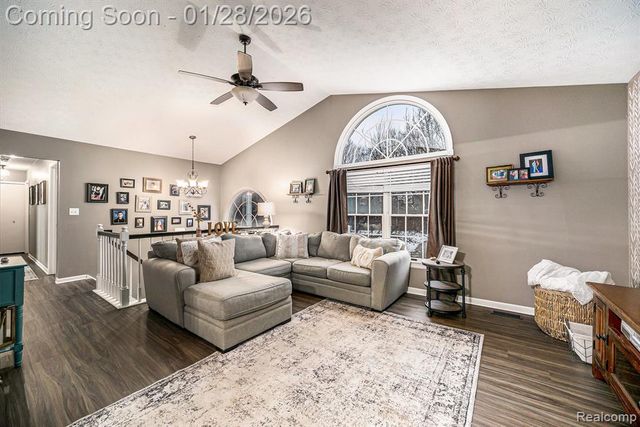 129 Saline River Drive, Saline, MI 48176