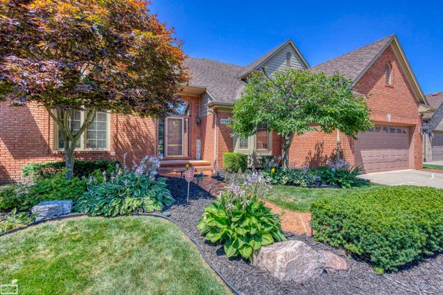 47565 Woodberry Estates Drive, Macomb Twp, MI 48044