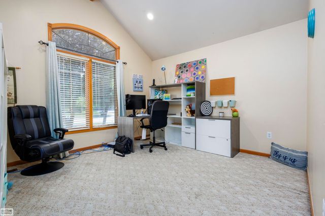 47565 Woodberry Estates Drive, Macomb Twp, MI 48044